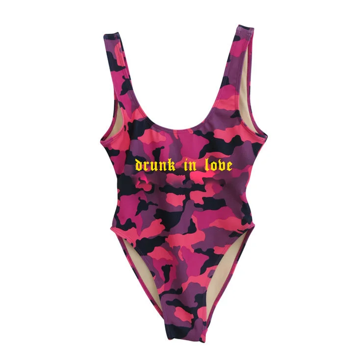 Trend Alert DRUNK IN LOVE [SWIMSUIT]