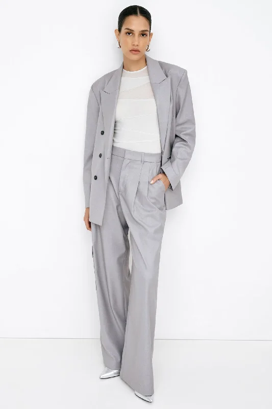 Redefining Women's Fashion Hannah Blazer