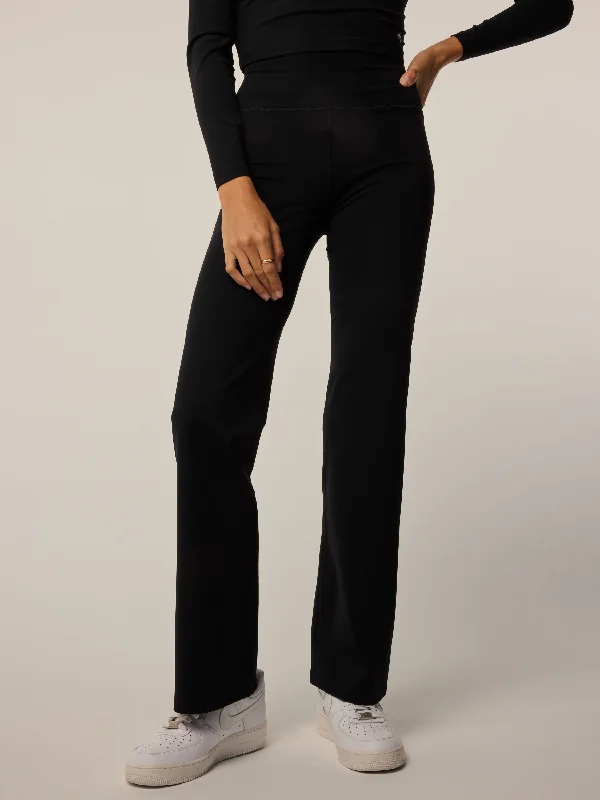 Sophisticated Fashion Venus Flare Pant