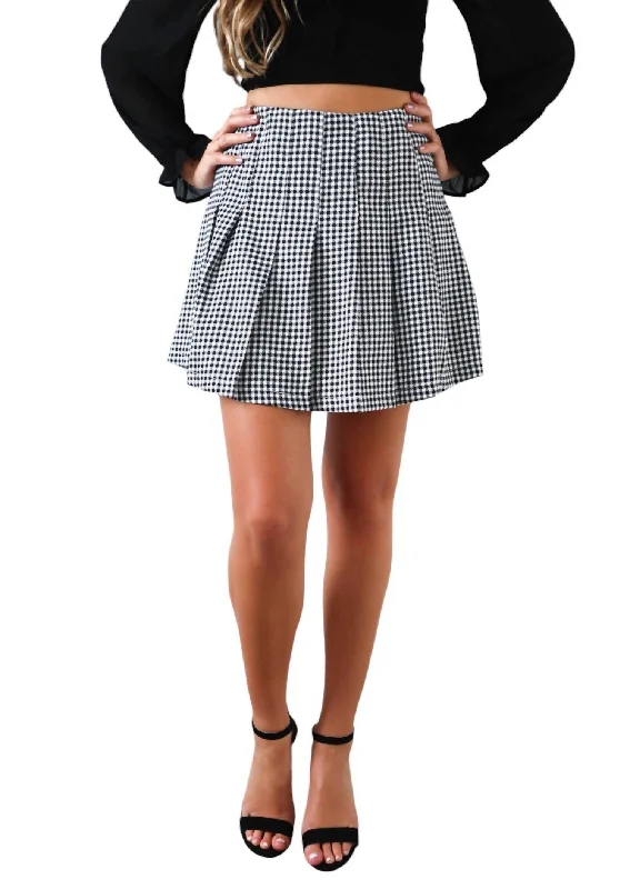 Forward Trendsetter Catch A Ride Pleated Skirt In Black/white