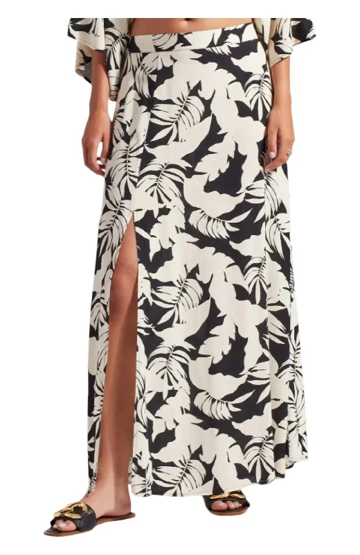 Elegant Simplicity Wardrobe Side Slit Maxi Skirt In Ivory/black