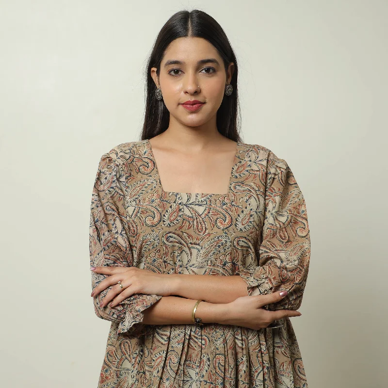 Fashion Essentials Brown - Kalamkari Block Printed Cotton Tiered Dress 09